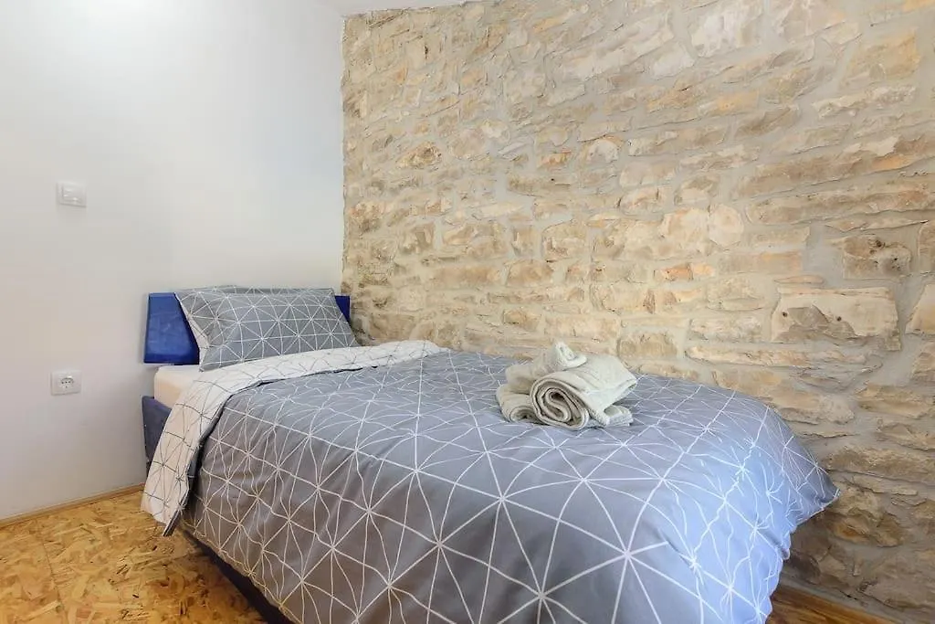 House Istrian Rose By Istrialux Villa Svetvincenat Croatia