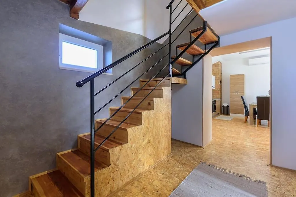 House Istrian Rose By Istrialux Villa Svetvincenat Croatia
