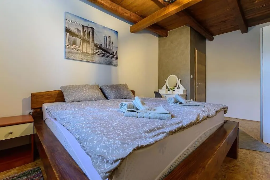 House Istrian Rose By Istrialux Villa Svetvincenat